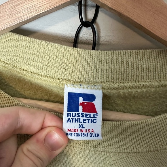 Vintage Russell Athletic Georgia Tech Spellout Crewneck - Picture 3 of 6